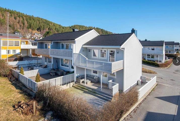 Ferienhaus für 4 Personen, mit Balkon und Terrasse sowie Garten und Ausblick