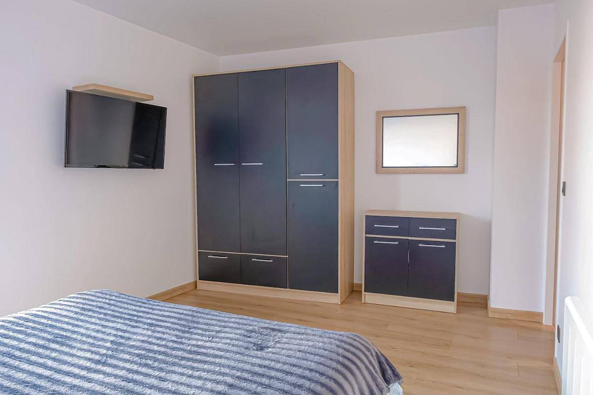 Appartement entier, Three-Bedroom Apartment in Savigny, Région de Saint-Julien-en-Genevois