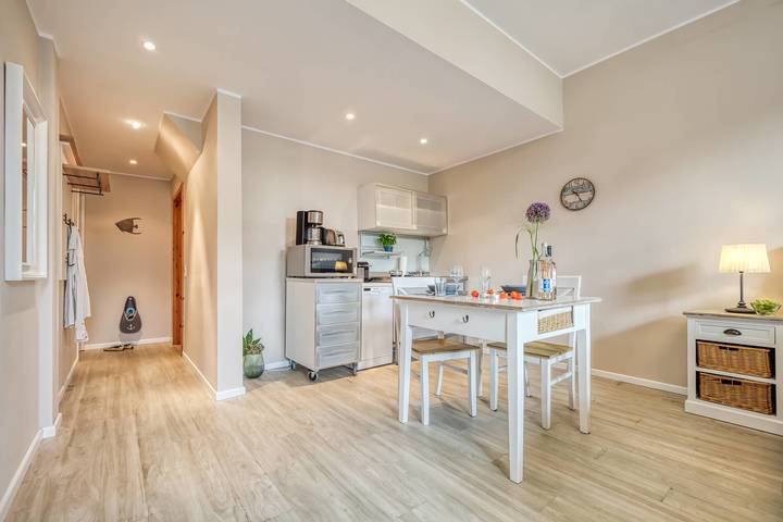 Ferienwohnung für 2 Personen, mit Sauna und Garten in Prerow - 2