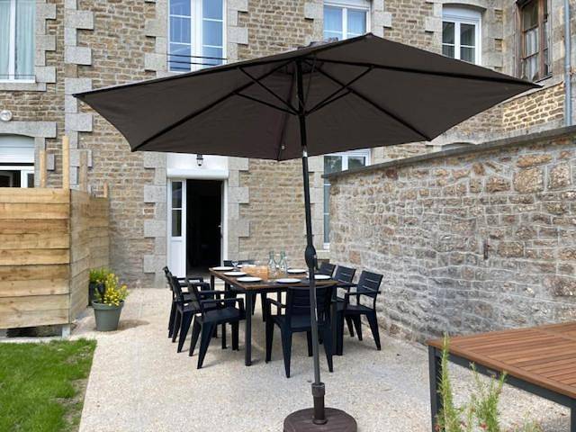 Location de vacances pour 12 personnes, avec jardin à Saint-Fraimbault - 3