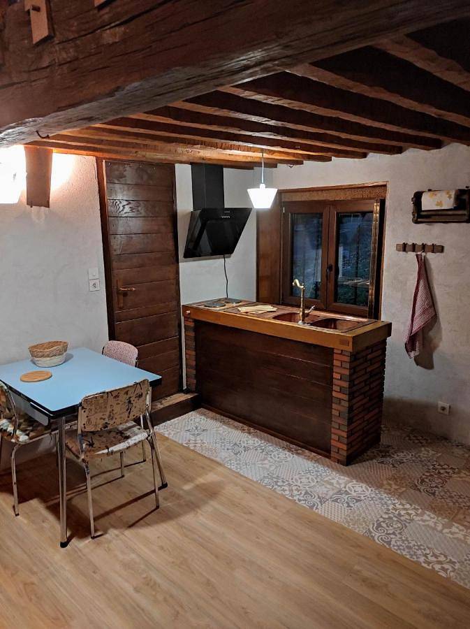 Gîte pour 4 personnes, avec jardin ainsi que vue et bassin pour enfant, animaux acceptés à Courpière - 3