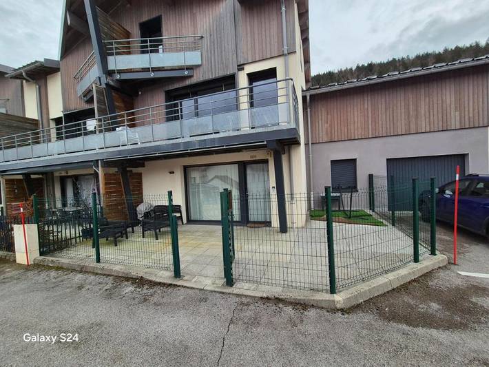 Gîte pour 4 personnes, avec terrasse et vue à Bois-d'Amont