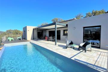 Location de vacances pour 8 personnes, avec terrasse ainsi que jardin et piscine, adapté aux familles dans Pinarellu