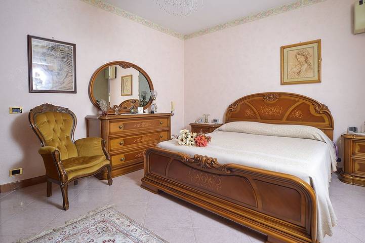Exklusiv - 20 min Rom, wenige Minuten vom Meer entfernt, Villa mit privatem Pool in Ladispoli, Rom Provinz
