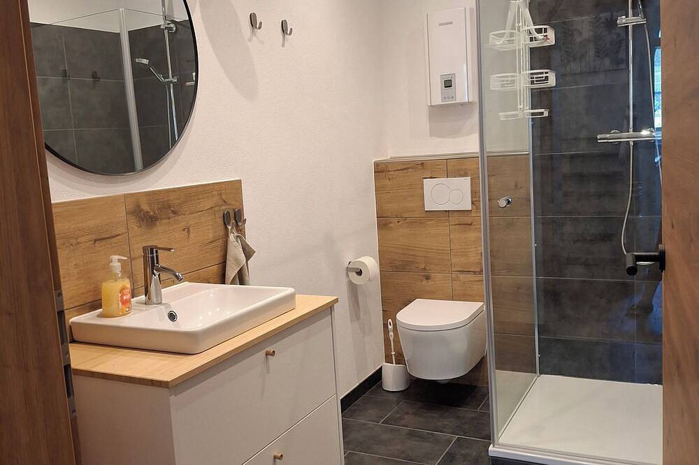 Ganze Wohnung, Neu renovierte Ferienwohnung - mit besonderem Charme und Liebe zum Detail in Bruttig-Fankel, Cochem-Zell