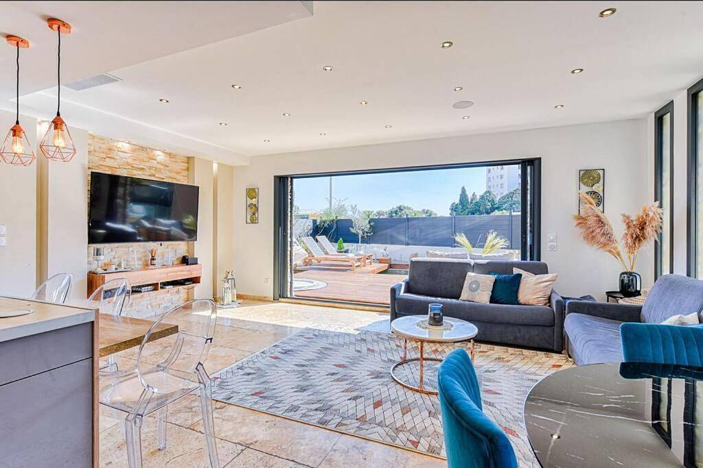 Villa in Nice (France), Mediterranean Coast (France)