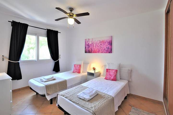 Villa für 8 Personen, mit Terrasse und Garten in Cala Pi - 2