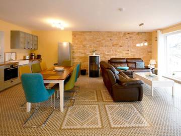 Ferienhaus für 8 Personen, mit Terrasse und Garten sowie Seeblick in Wendisch Rietz