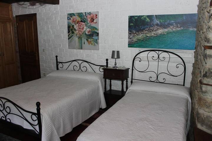 Casa rural para 11 personas, con vistas, Se admiten mascotas en Liébana - 2