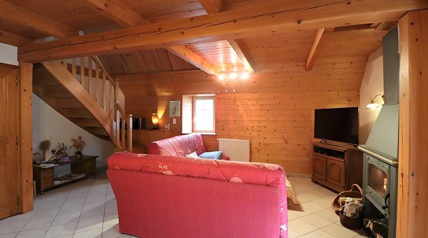 Gîte pour 7 personnes, avec terrasse à Le Claux - 4