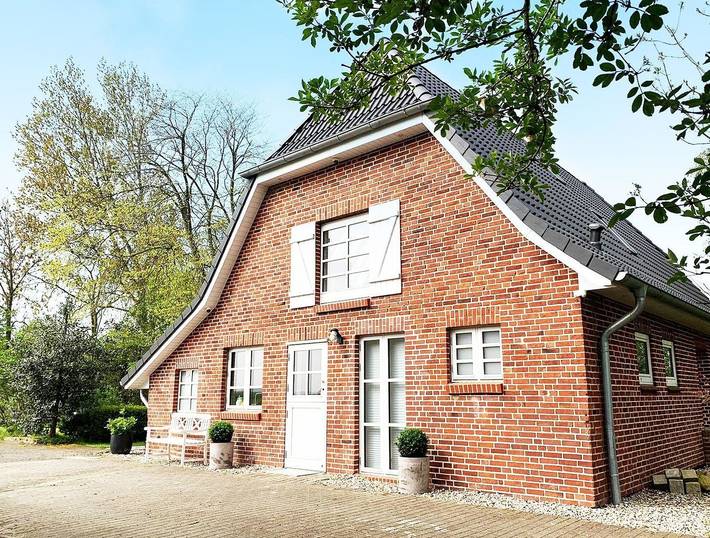 Ferienhaus für 8 Personen, mit Garten und Terrasse sowie Sauna - 1