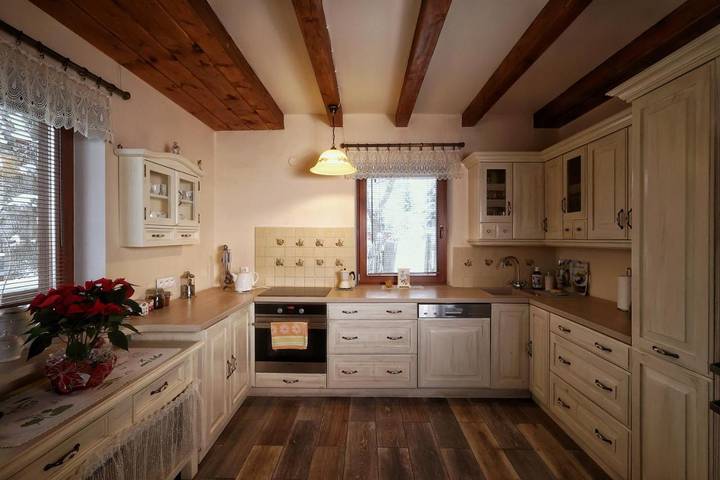 Location de vacances pour 8 personnes, avec Balcon et Terrasse ainsi que Jardin et Vue à Stryszawa - 4