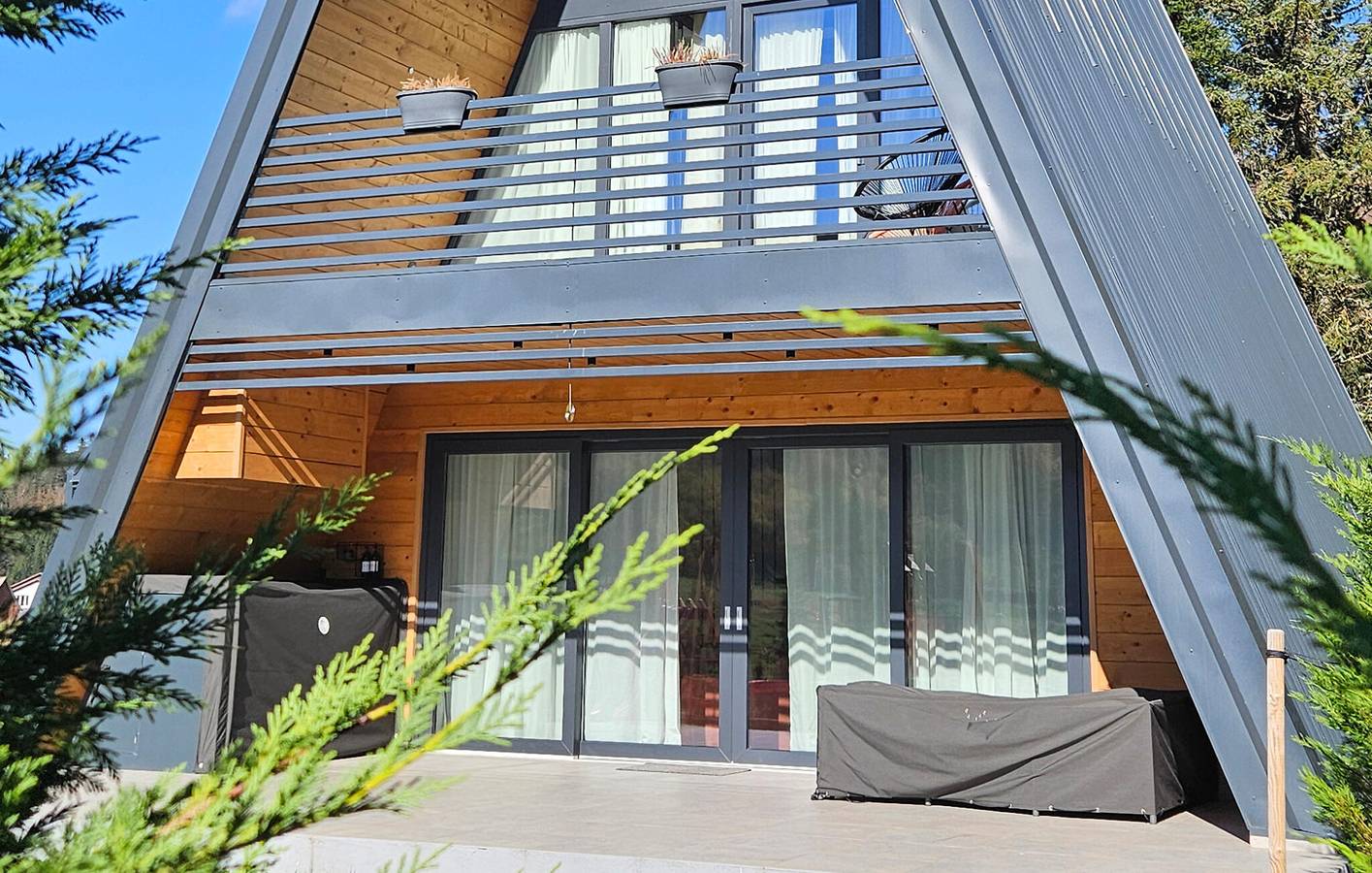 Holiday home for 8 people with hot tub in Mrkopalj, Primorje-Gorski Kotar