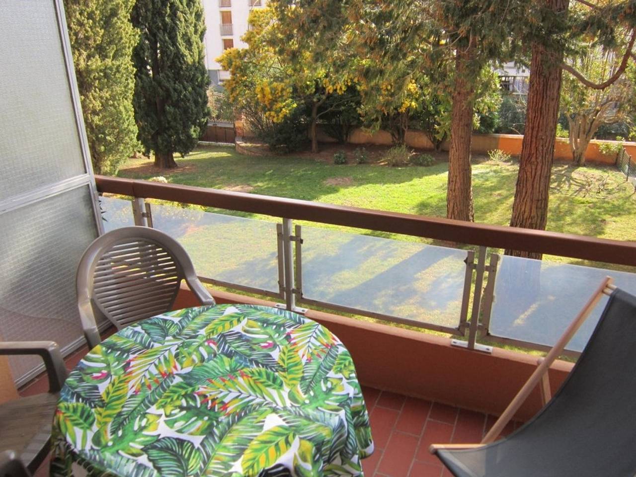 Apartamento entero, Descanso en Amélie-les-Bains: Apartamento F2 con Terraza, Wifi, y Parking in Amélie-les-Bains-Palalda, Región Céret