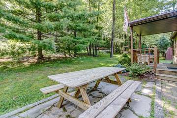 Vacation House for 8 Guests in Deep Creek Lake, Garrett County, Picture 2