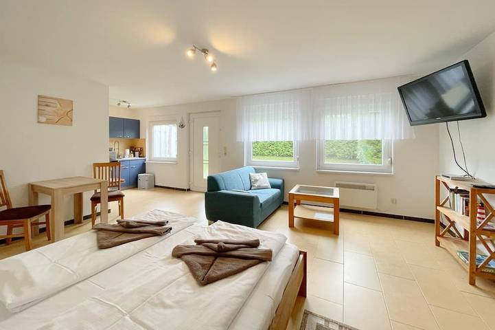 Bungalow für 2 Personen, mit Garten und Terrasse in Ückeritz - 2