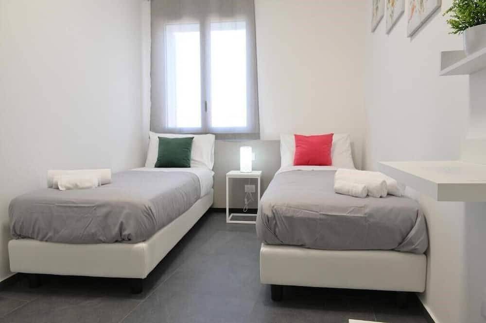 From 'nfacci quadruple room in Villagrazia di Carini, Carini