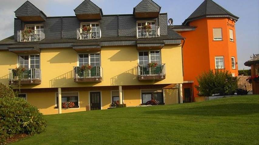Ferienwohnung für 2 Personen, mit Balkon in Kell am See