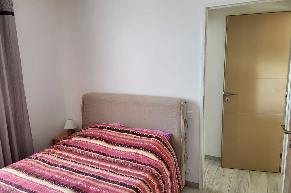 Maison Rénovée au Calme Proche Centre-ville in Saint-Pierre-d'Oléron, Côte de Beauté