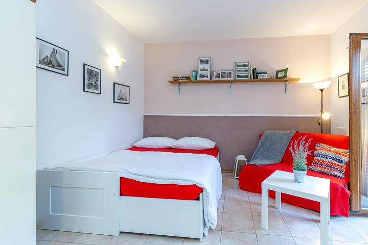 Ferienwohnung für 4 Personen, mit Balkon/Terrasse in Pjescana Uvala