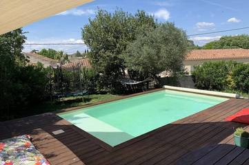 Cottage pour 4 personnes, avec terrasse et jardin à Aubais