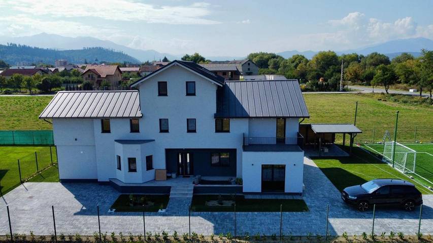 Villa pour 2 personnes, avec piscine ainsi que jardin et jacuzzi en Roumanie - 2
