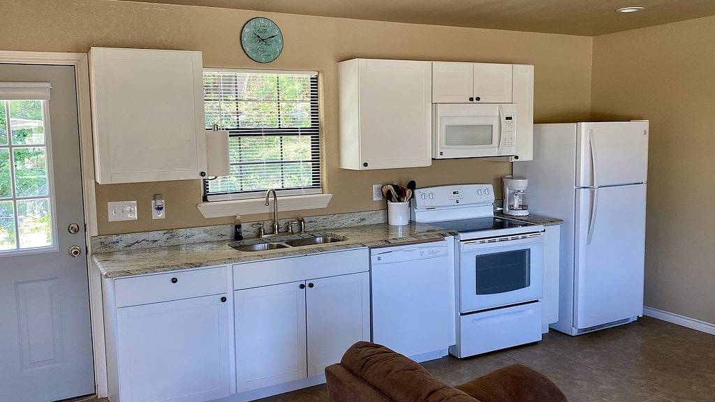 Hunter's Ridge Cabins - 2 in Concan, Uvalde County