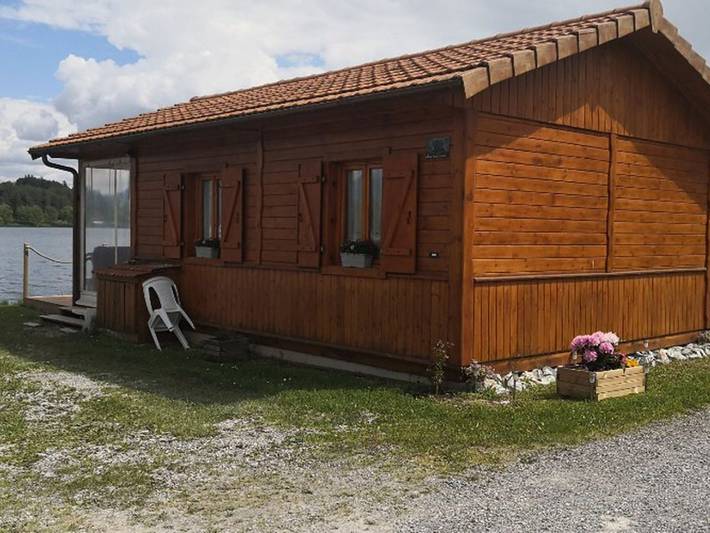 Gîte pour 4 personnes, avec Terrasse dans Lac de Pelleautier