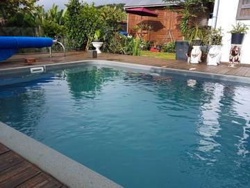 Bungalow pour 2 personnes, avec piscine sur l' Île de la Réunion