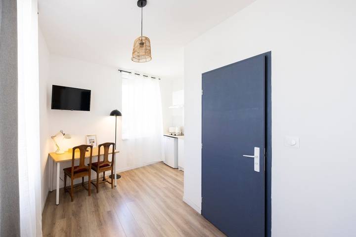 Hel studio-lejlighed, Studio Apartment 'Confortable' with Wi-Fi in Mulhouse, Mulhouse Området