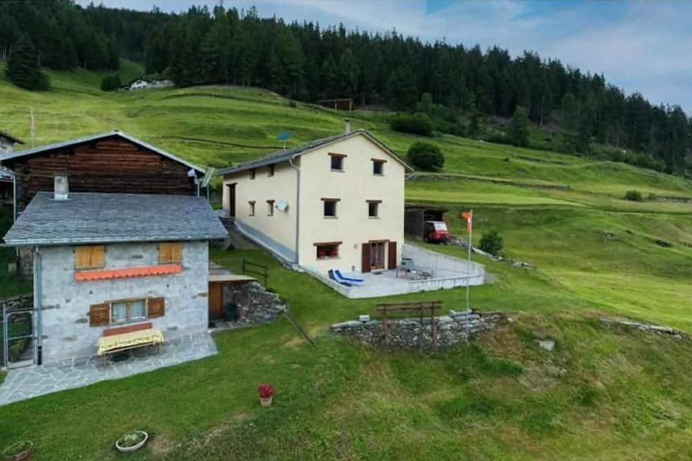 Ferienhaus Poschiavo für 1 - 10 Personen mit 5 Schlafzimmern - alleinstehendes Ferienhaus in Poschiavo, Bernina-Alpen