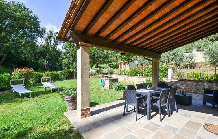 Apt de 110m2 avec parking, feu de camp et WiFi in Bugiana, Monte San Savino