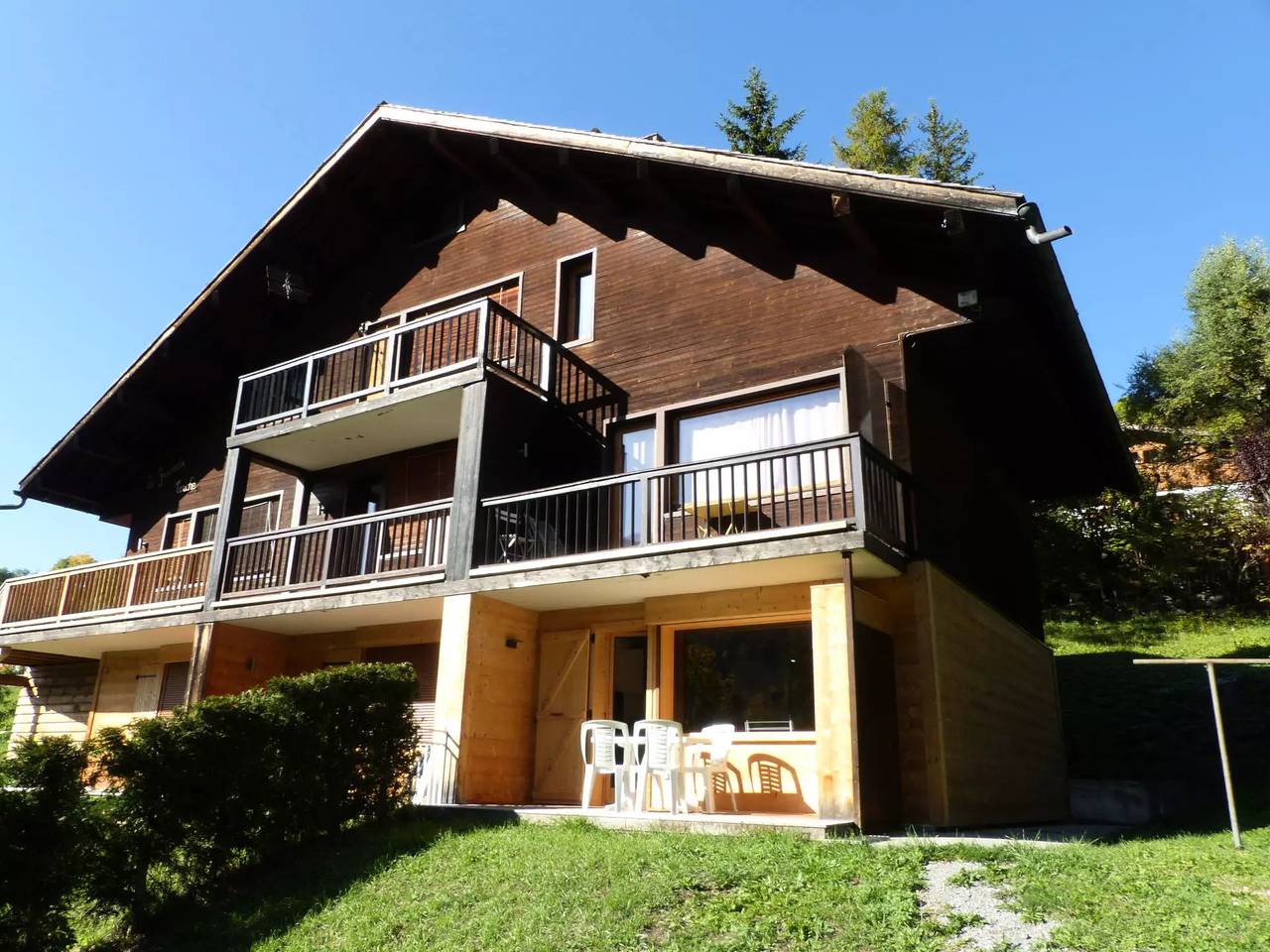 Appartement entier, Appartement lumineux et chaleureux-Parking in La Clusaz, Région d'Annecy