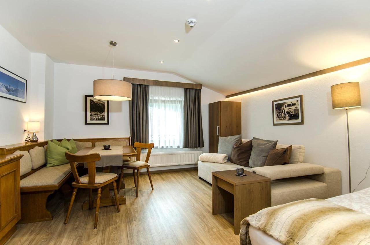 Geheel appartement, Chalet Sofie in Ischgl, Verwall 