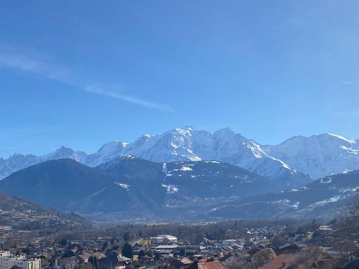 Chalet pour 12 personnes, avec balcon et vue à Sallanches