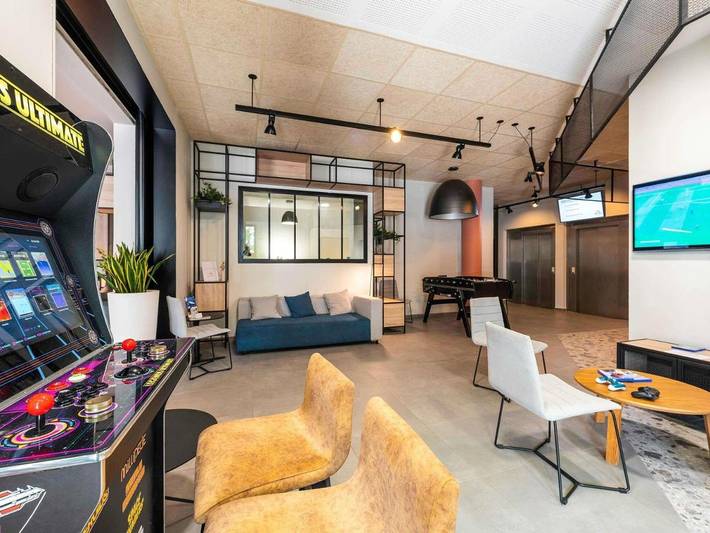 Hôtel pour 2 personnes, avec terrasse à Oullins - 4