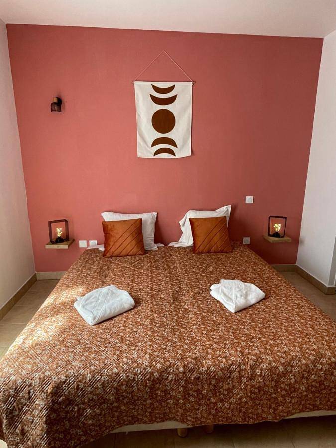 Deluxe Double Room in Le Thoronet, Région de Draguignan