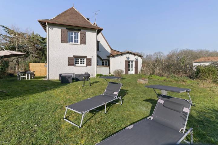 Maison de vacances pour 2 personnes, avec jardin dans Périgord Blanc
