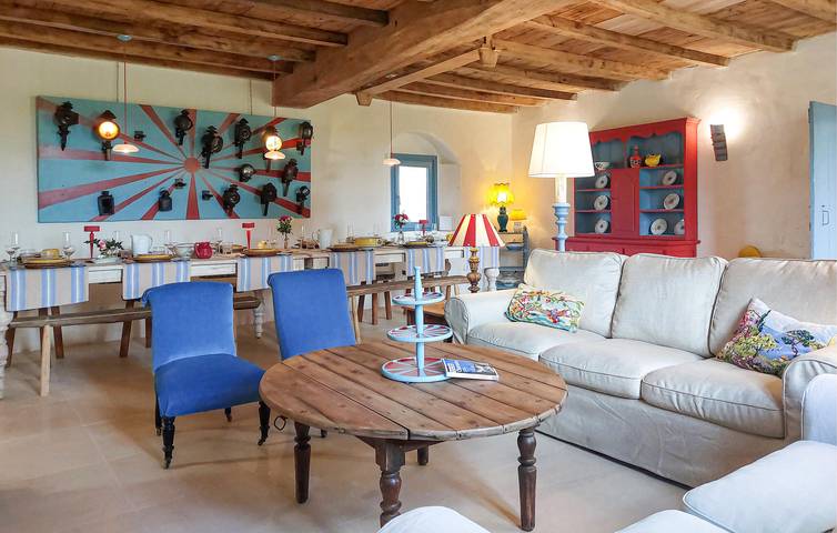 Acogedor apartamento con piscina, jardín y wifi cerca del río Charente in Les Gonds, Saintes region