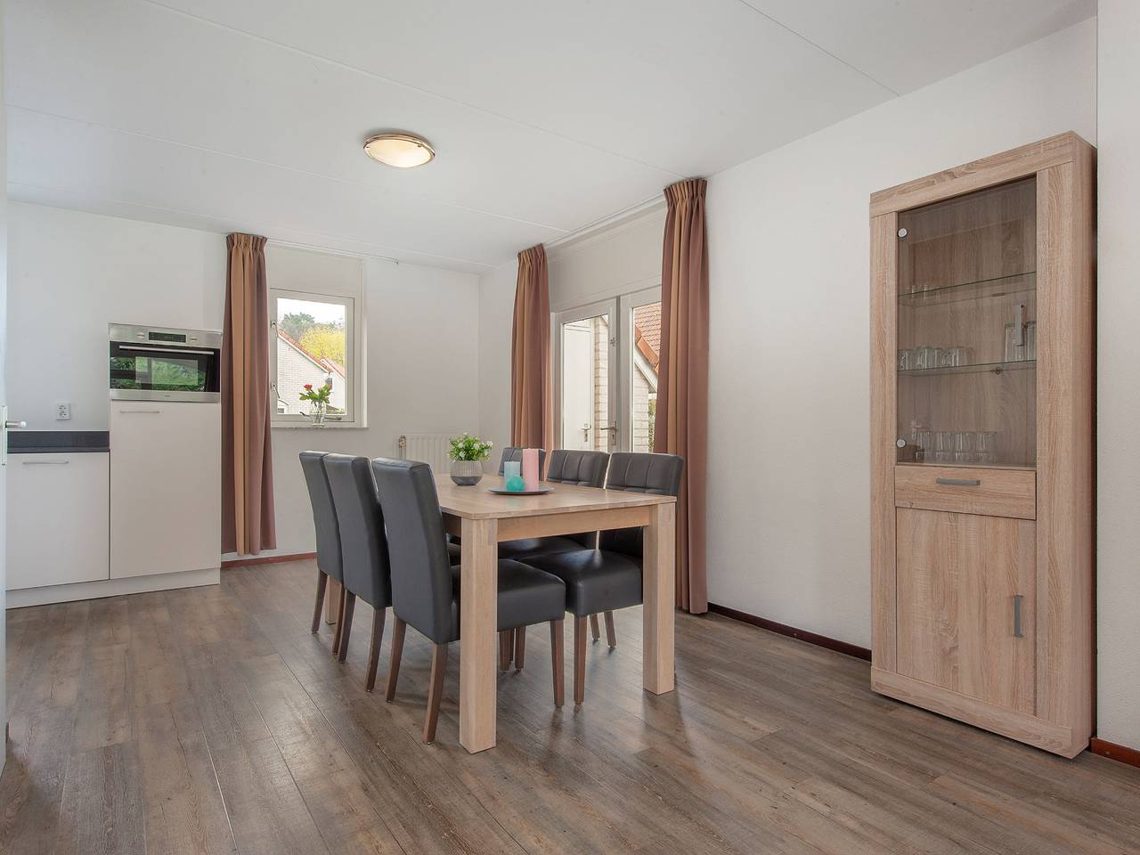 Villa in Arcen mit Bad und Mikrowellen-Kombigerät in Nationalpark De Maasduinen