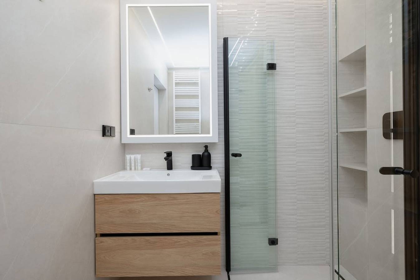 Entire apartment, Chrobrego 45 Near the beach Apartment Parking in Ustronie Morskie (City), Ustronie Morskie