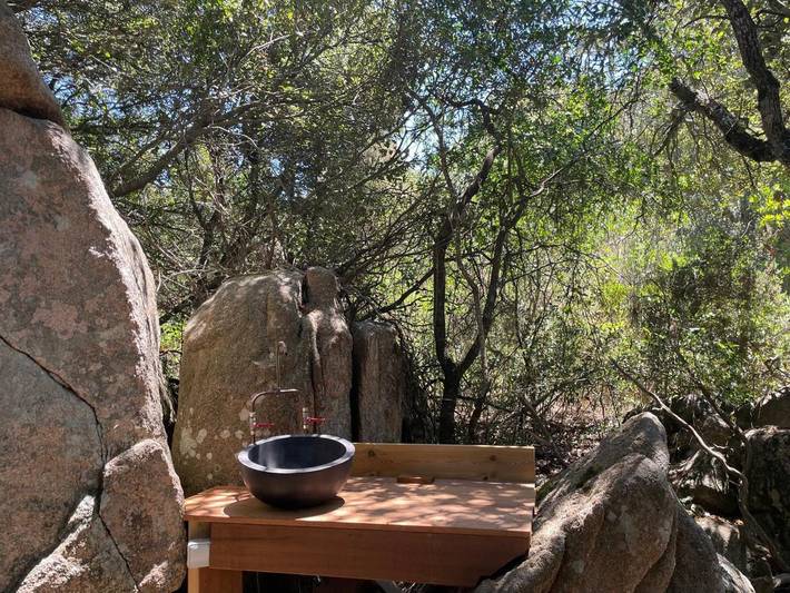Tente pour 2 personnes, avec vue et jardin en Corse-du-Sud - 3