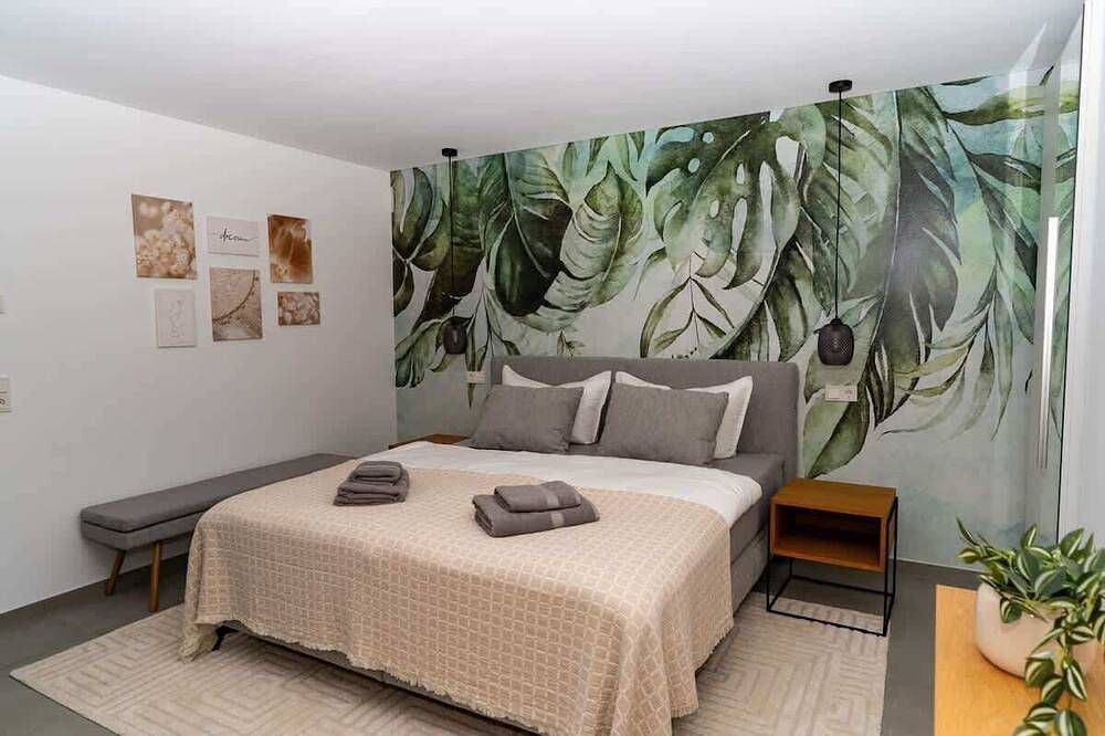 Ganze Wohnung, Oase am Tierpark exklusiv und gehobener Standard in Freiberg, Chemnitz und Umgebung