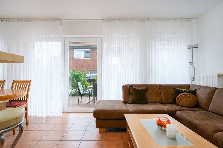 Ferienwohnung für 4 Personen, mit Terrasse und Garten in Norden und Umgebung - 2