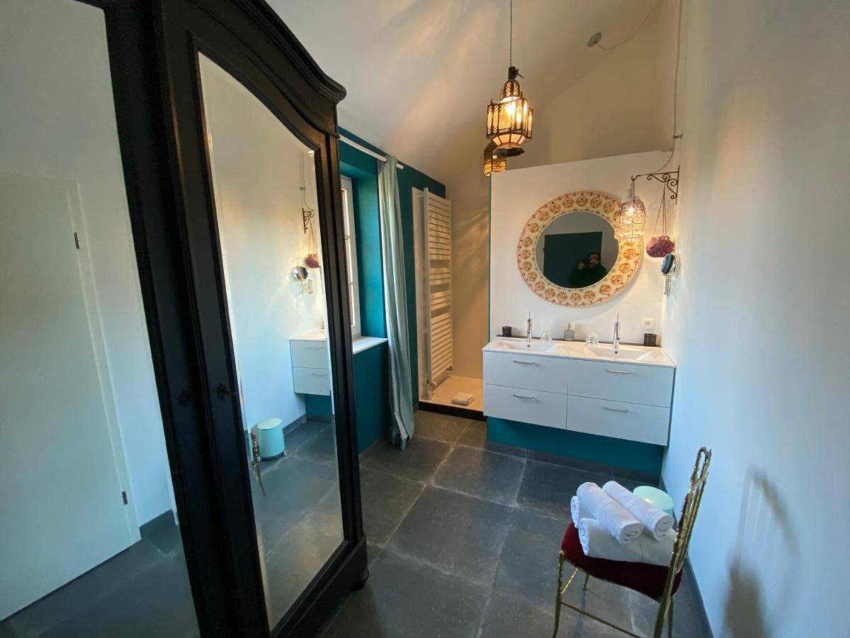 Family Room with Bathroom in Sainte-Ode, Région de Bastogne