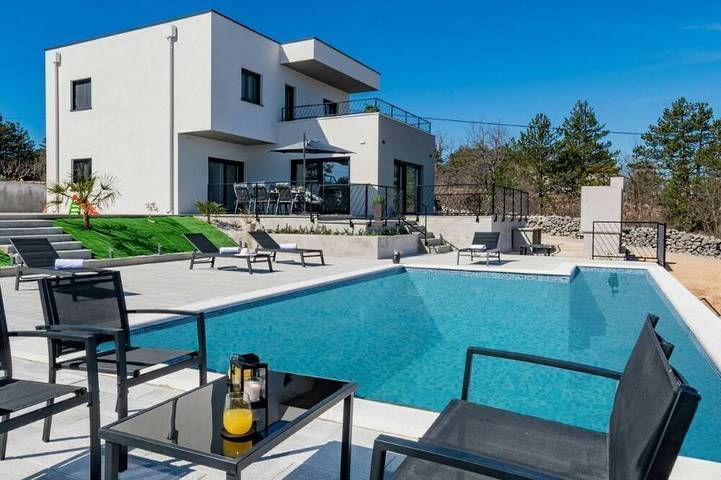 Villa für 8 Personen, mit Garten - 1