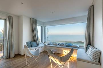 Gîte pour 10 personnes, avec terrasse et sauna ainsi que jacuzzi et jardin à Kerlaz