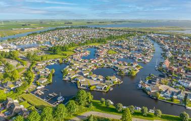 Ferienhaus für 4 Personen, mit Garten und Terrasse sowie Ausblick in Lemmer