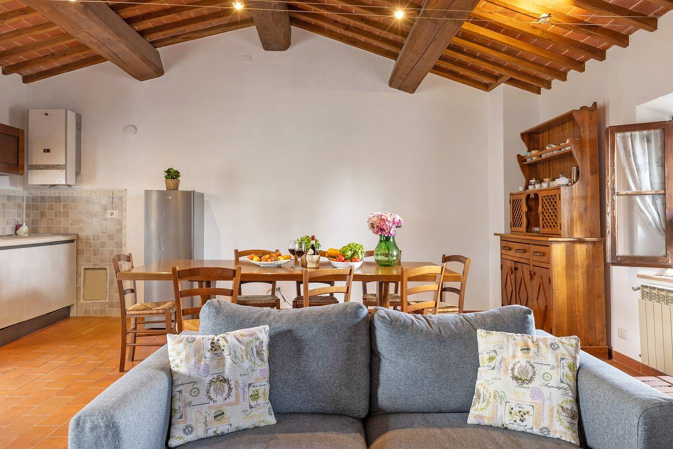 Ganze Wohnung, Ferienwohnung 'Casa In Toscana Panoramica-Piscina' mit Gemeinschaftspool und gemeinsamem Garten in Colle di Val d'Elsa, Siena Provinz