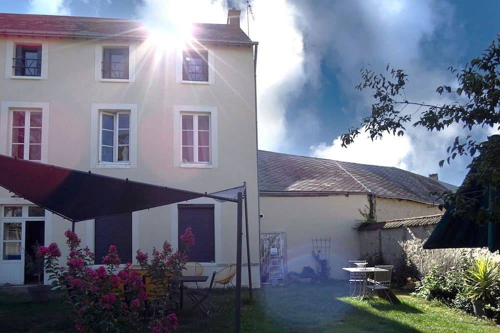 Hab. japonesa acogedora con cama king-size, entre Chartres y Orleans in Janville (Eure-et-Loir), Región de Chartres
